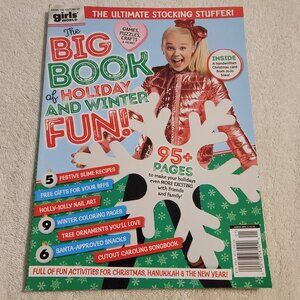 M302. Girls' World Magazine